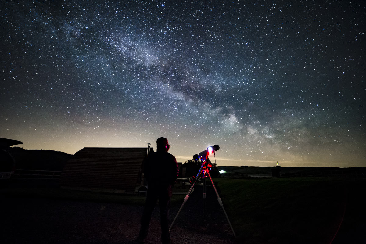 Online stargazing experiences
