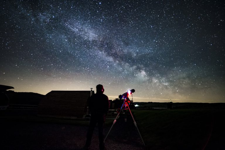 Online stargazing experiences